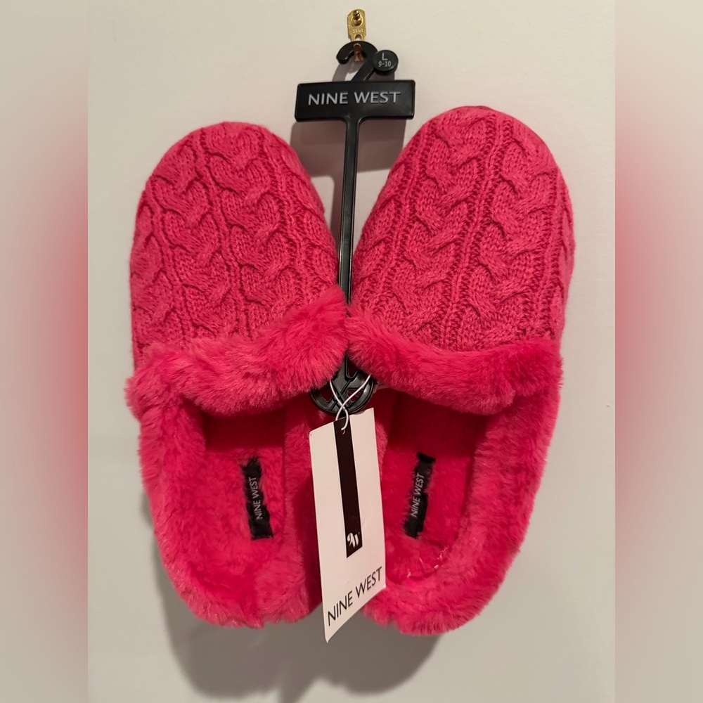 Nine West Fuchsia Knit Slippers